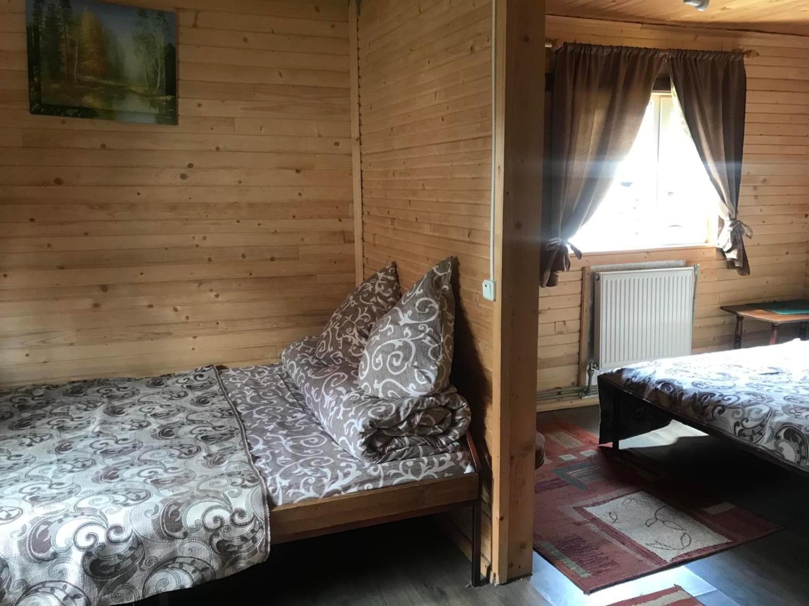 У Олега Hotel Verkhne-Studenyy Eksteriør billede